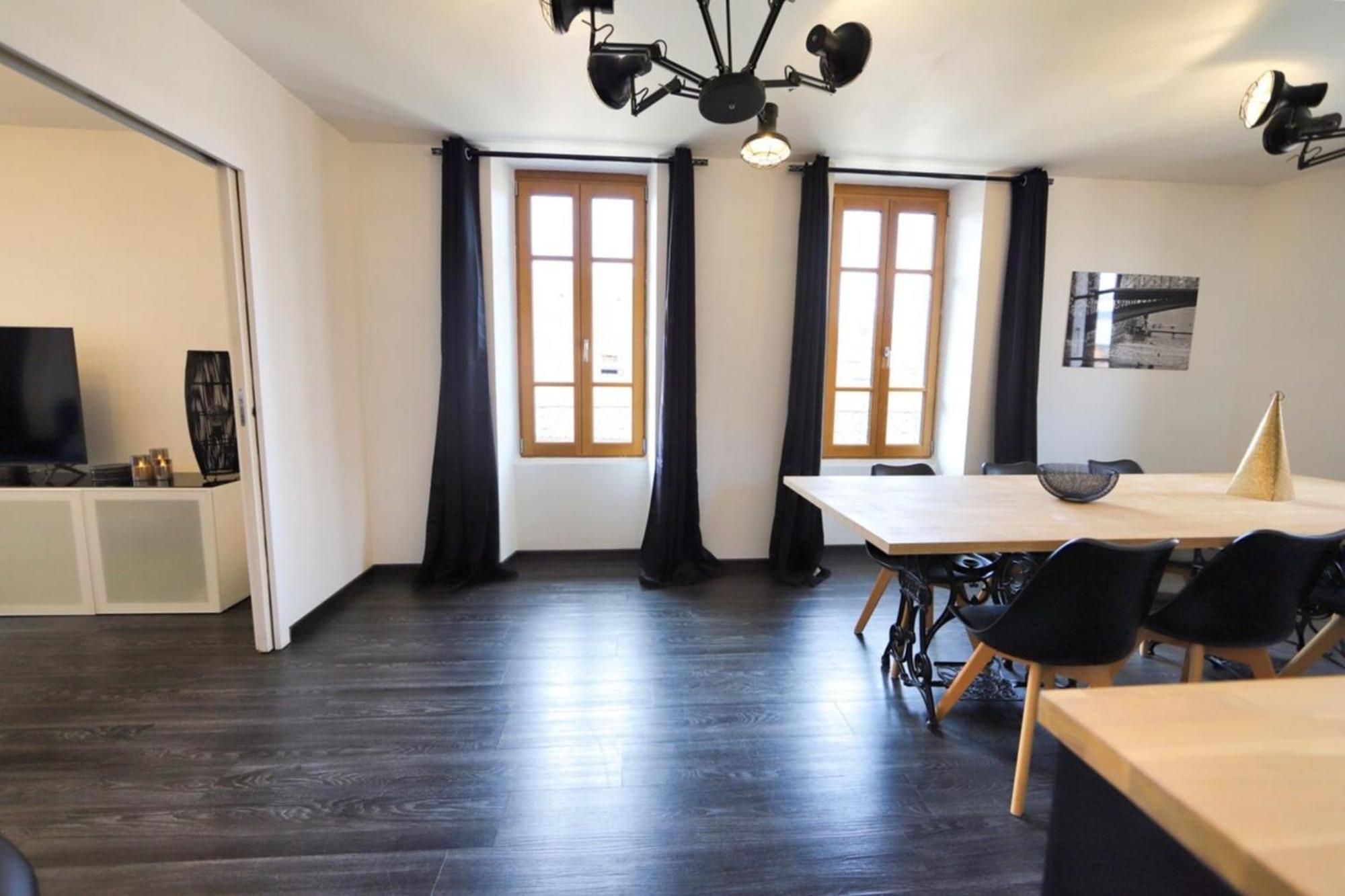 2 Bd Apartment With Sauna In The Center Of Анси Екстериор снимка